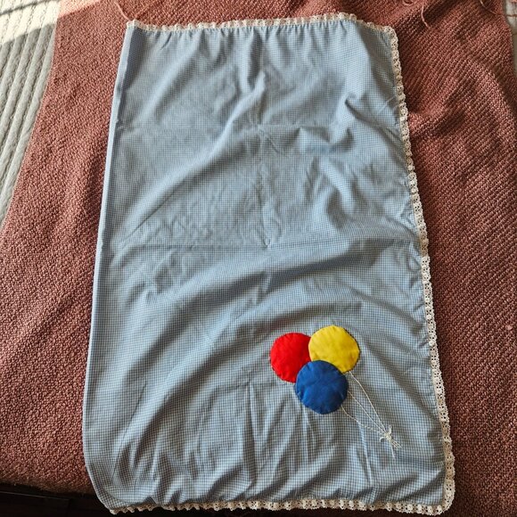 Sale 🎉🥳 4/$25 or $10 Vintage Handmade Baby Blanket - Picture 5 of 6